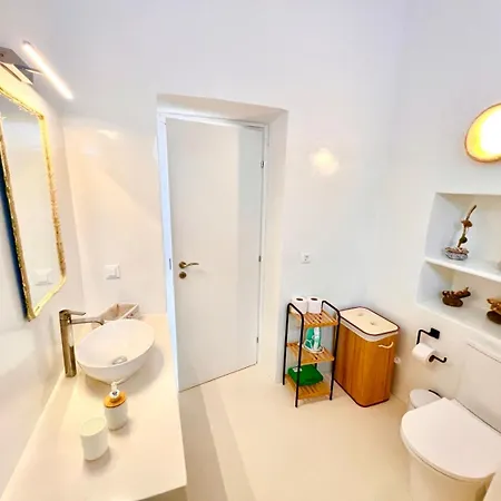 Aphrodite Next To The Windmills Of Mykonos Feriehus Mykonos Town